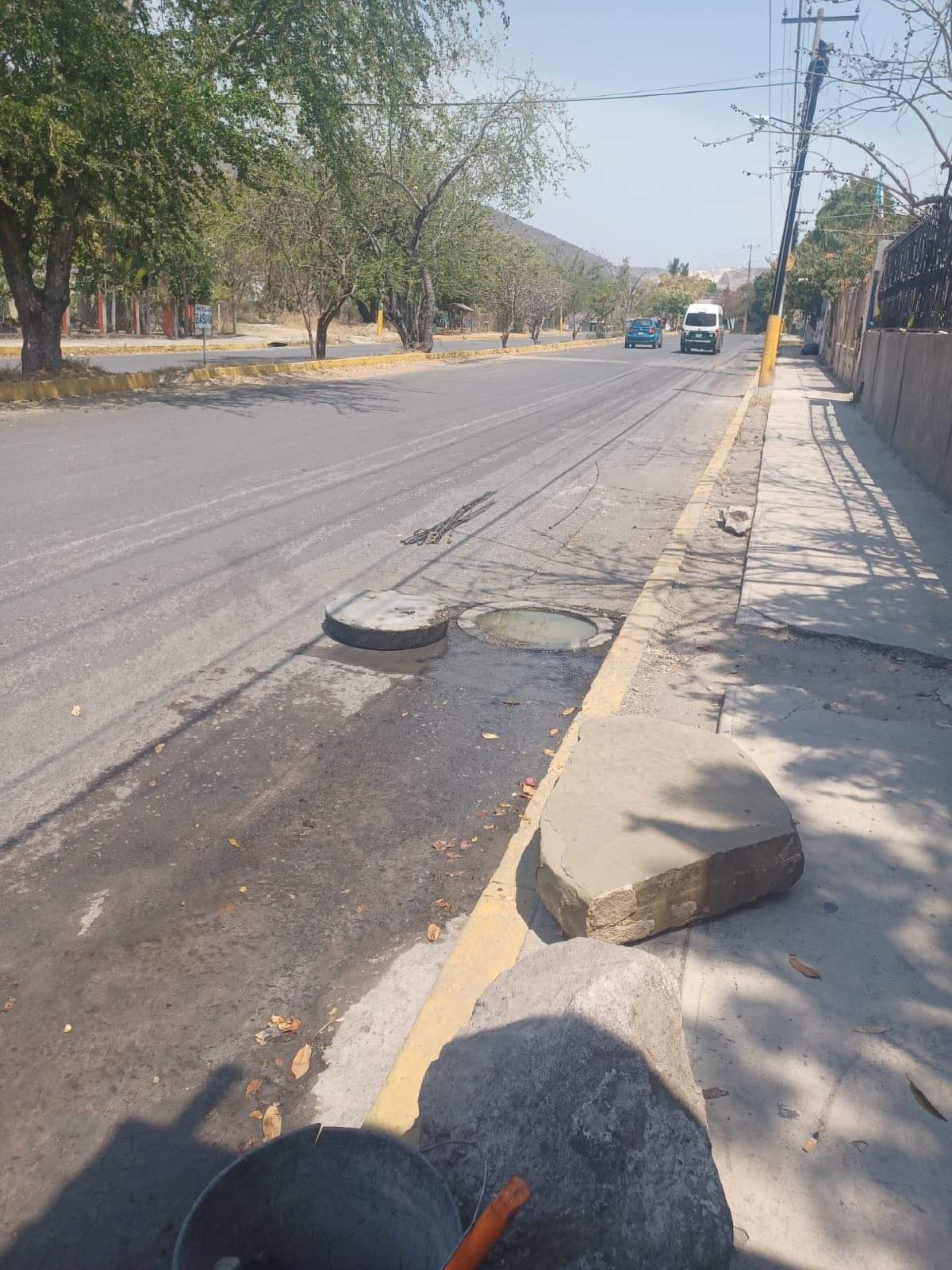 Se desbordan aguas negras en la Unidad Morelos de Jojutla