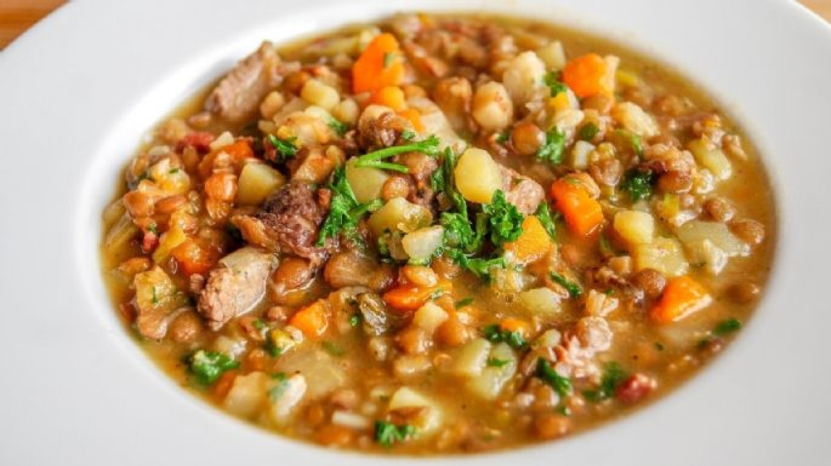 ¿Qué puedo preparar para comer fácil y rápido? Receta de lentejas rancheras