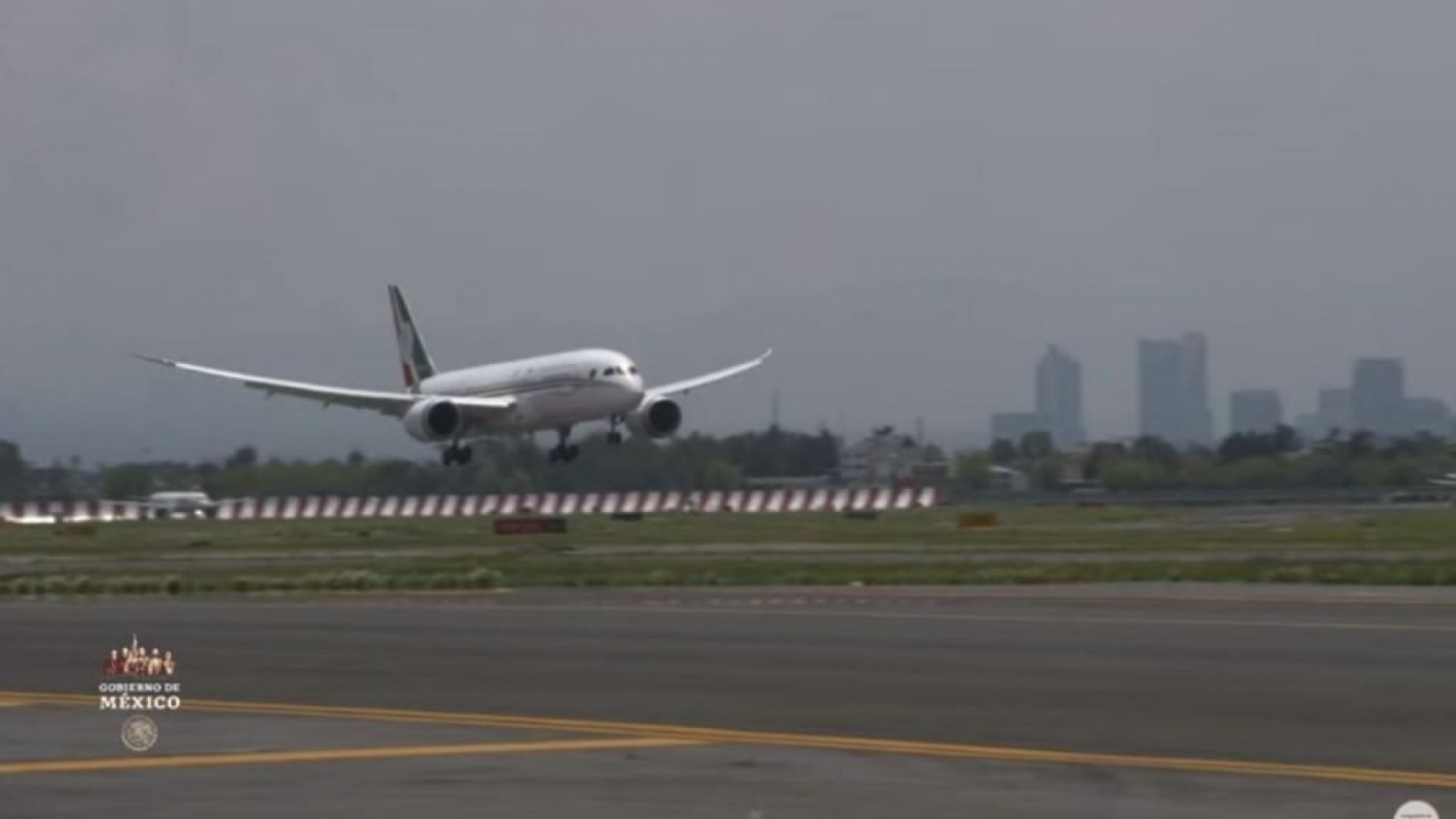 Análisis de ofertas por avión presidencial ha retrasado su venta