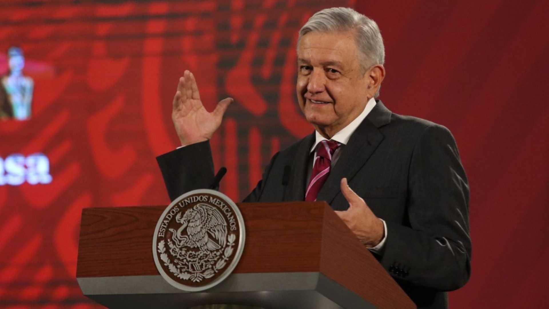 Twitter ya aceptó que hay bots, ahora hay que ver quién los financia: AMLO