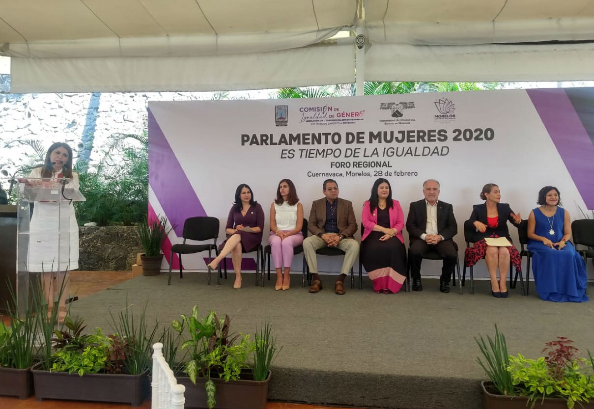 Llevan a cabo foro regional rumbo al 'Parlamento de Mujeres 2020', en Cuernavaca