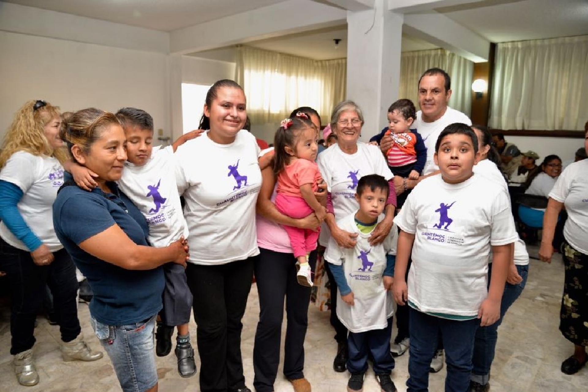 Blanco se reunió con personas con capacidades diferentes