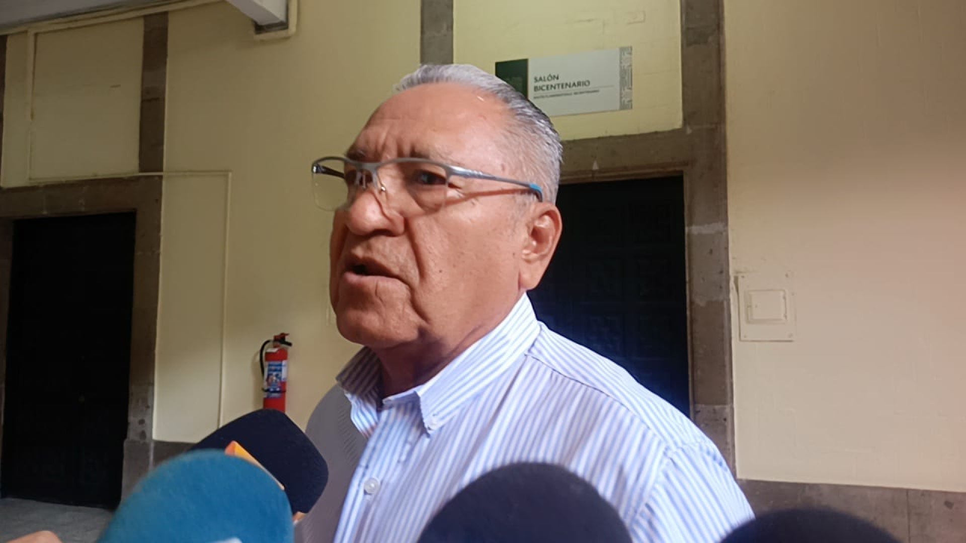 Acuerdan taxistas y subsecretario de Gobierno avanzar en agilización de trámites vehiculares y subsidios