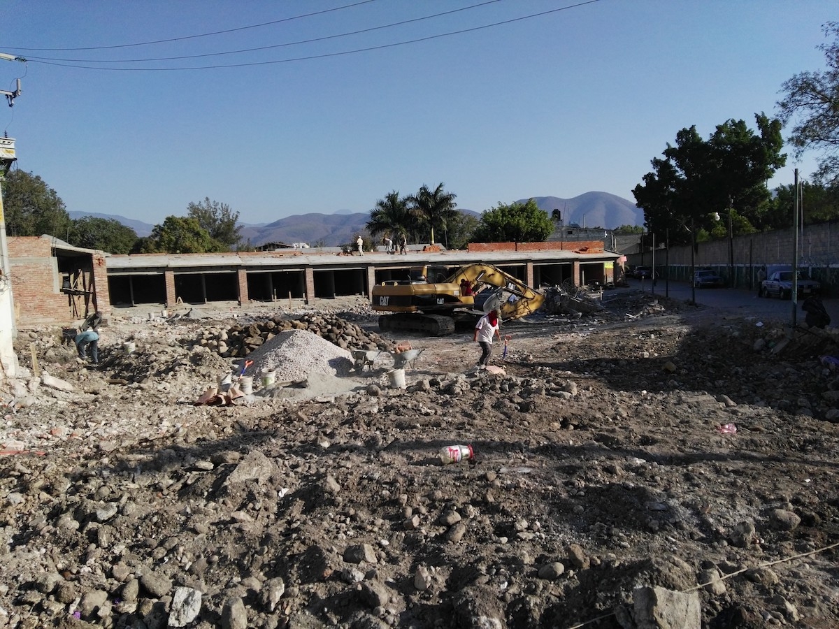 Piden regular el comercio informal de la calle Corregidora de la cabecera municipal de Miacatlán  