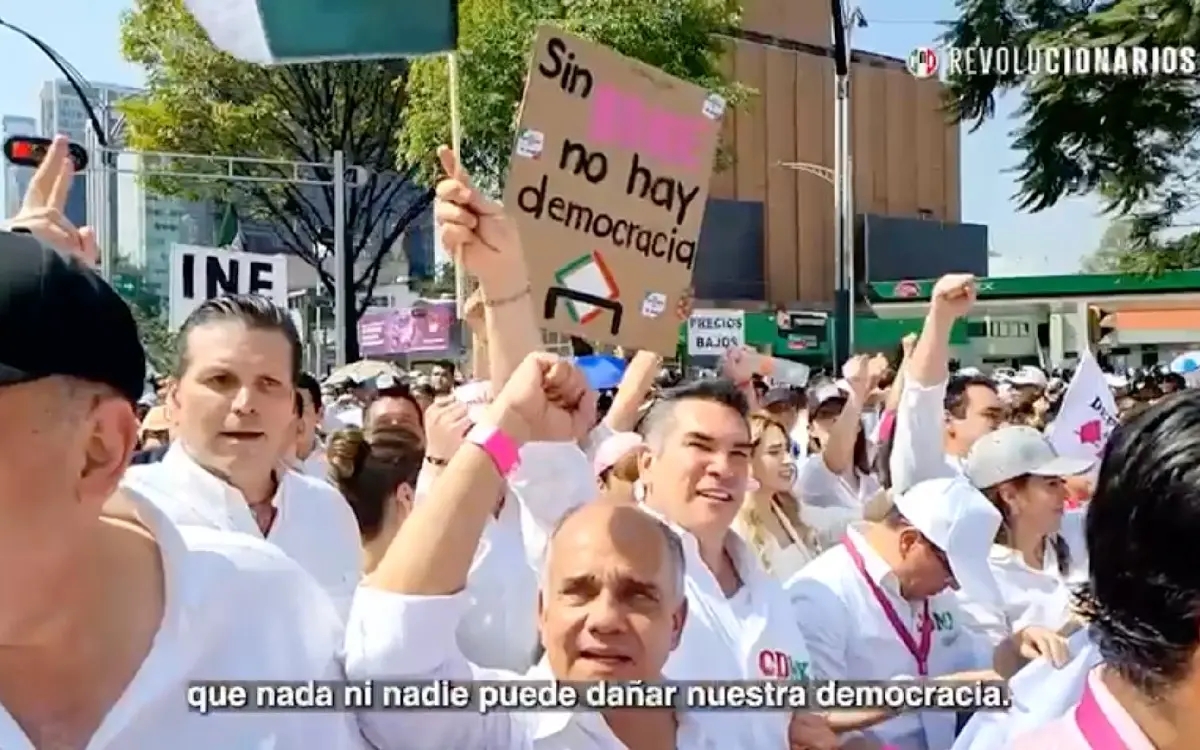 Promete PRI frenar la 'destructiva' reforma electoral de Morena: 'El INE no se toca'