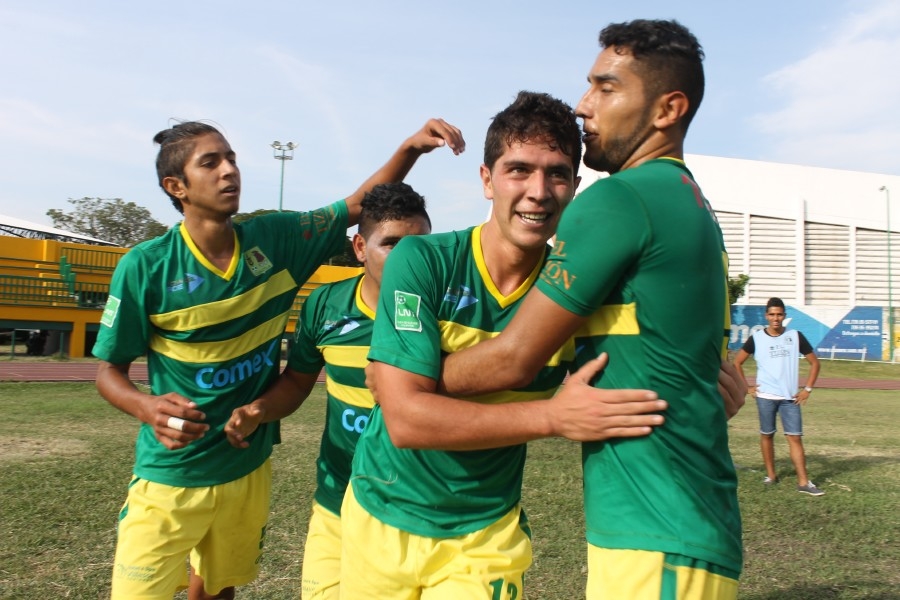 Queremos regalar el título a la afición: Marco de la Torre