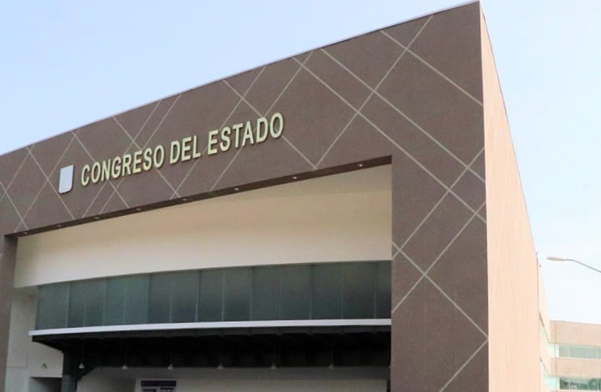 Llaman al G-11 a restablecer legalidad en el Congreso