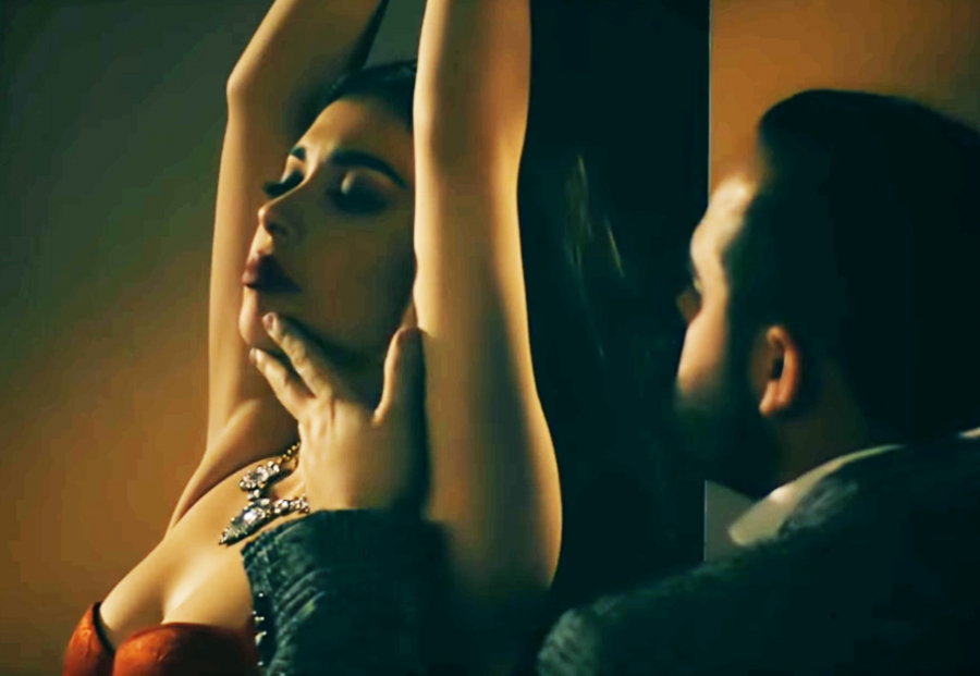 Segob condena video de Gerardo Ortiz, por violencia contra mujer