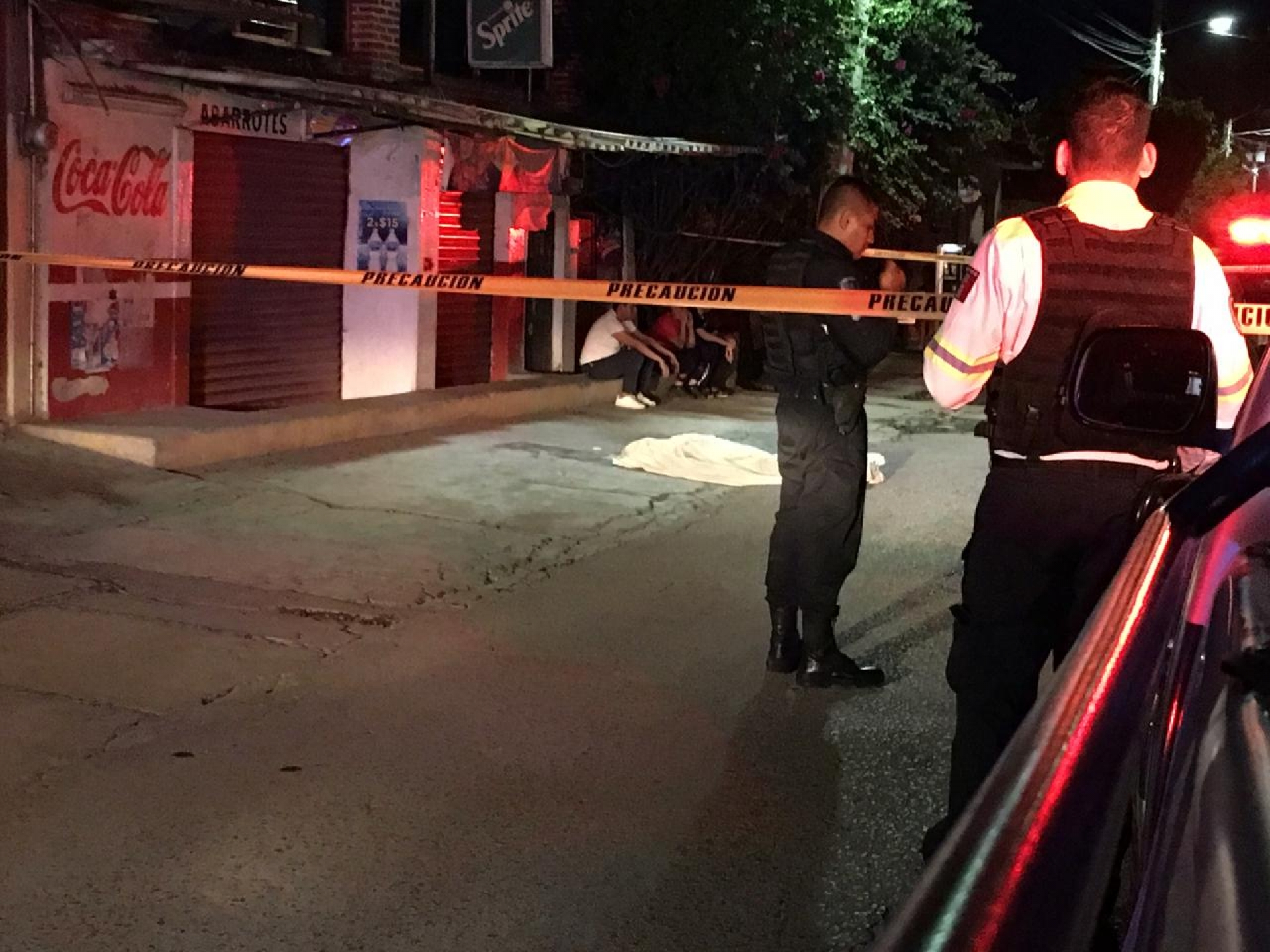 Asesinan a un hombre en una riña, en Temixco