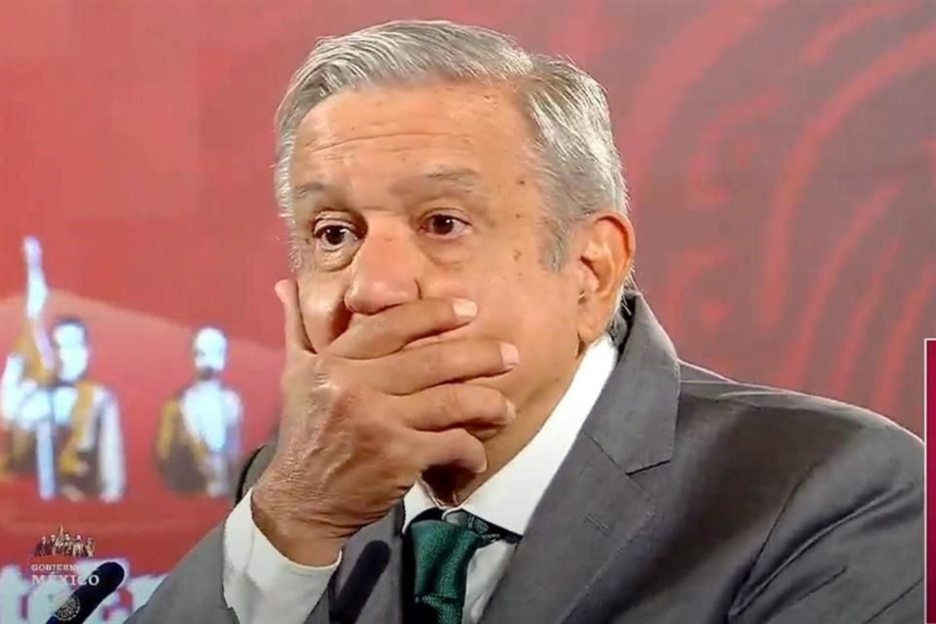 "No es indispensable uso de cubrebocas, es mejor la sana distancia": AMLO