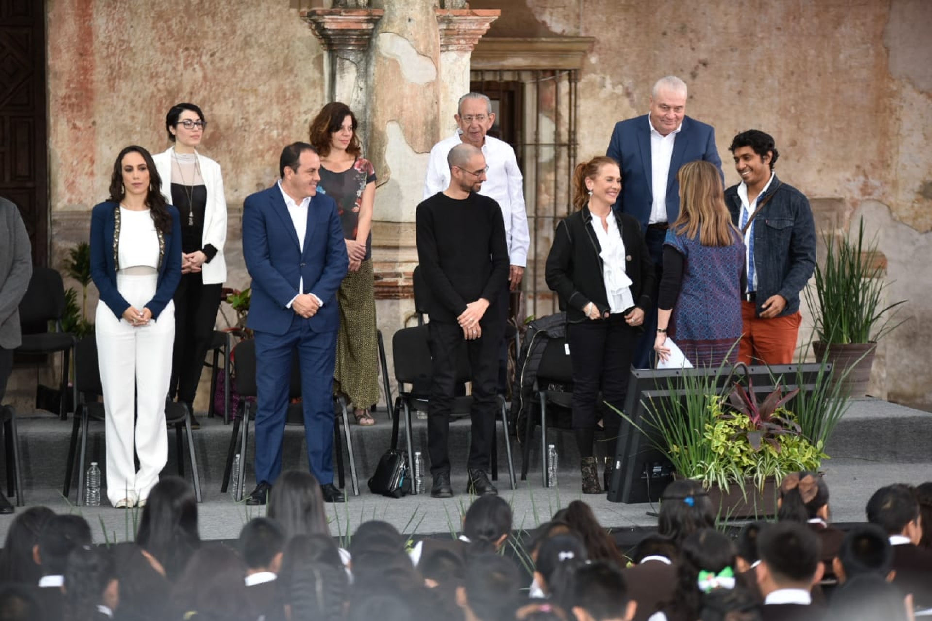 Acude gobernador a la presentación del programa Fandangos por la Lectura, en Tlayacapan