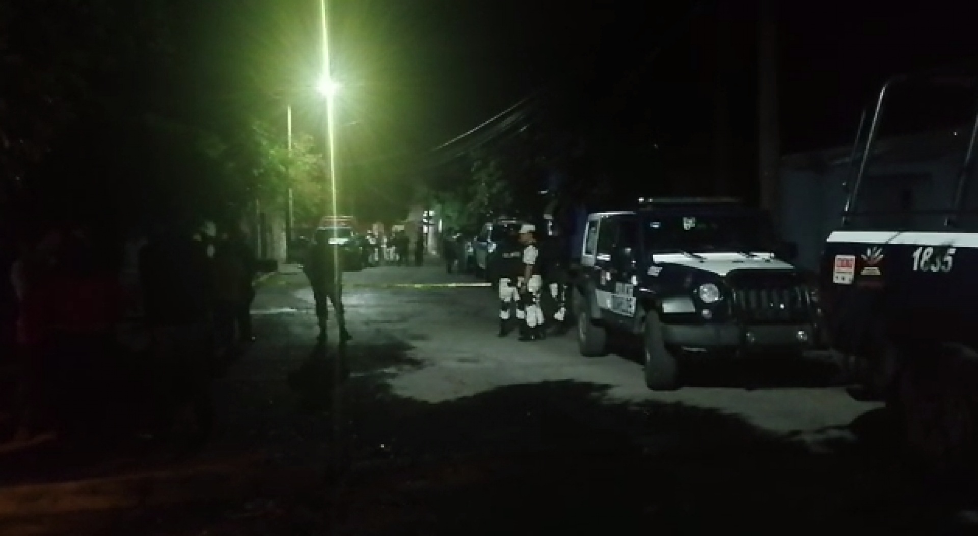 Dispararon contra padre e hijo, en la colonia Satélite; el joven falleció
