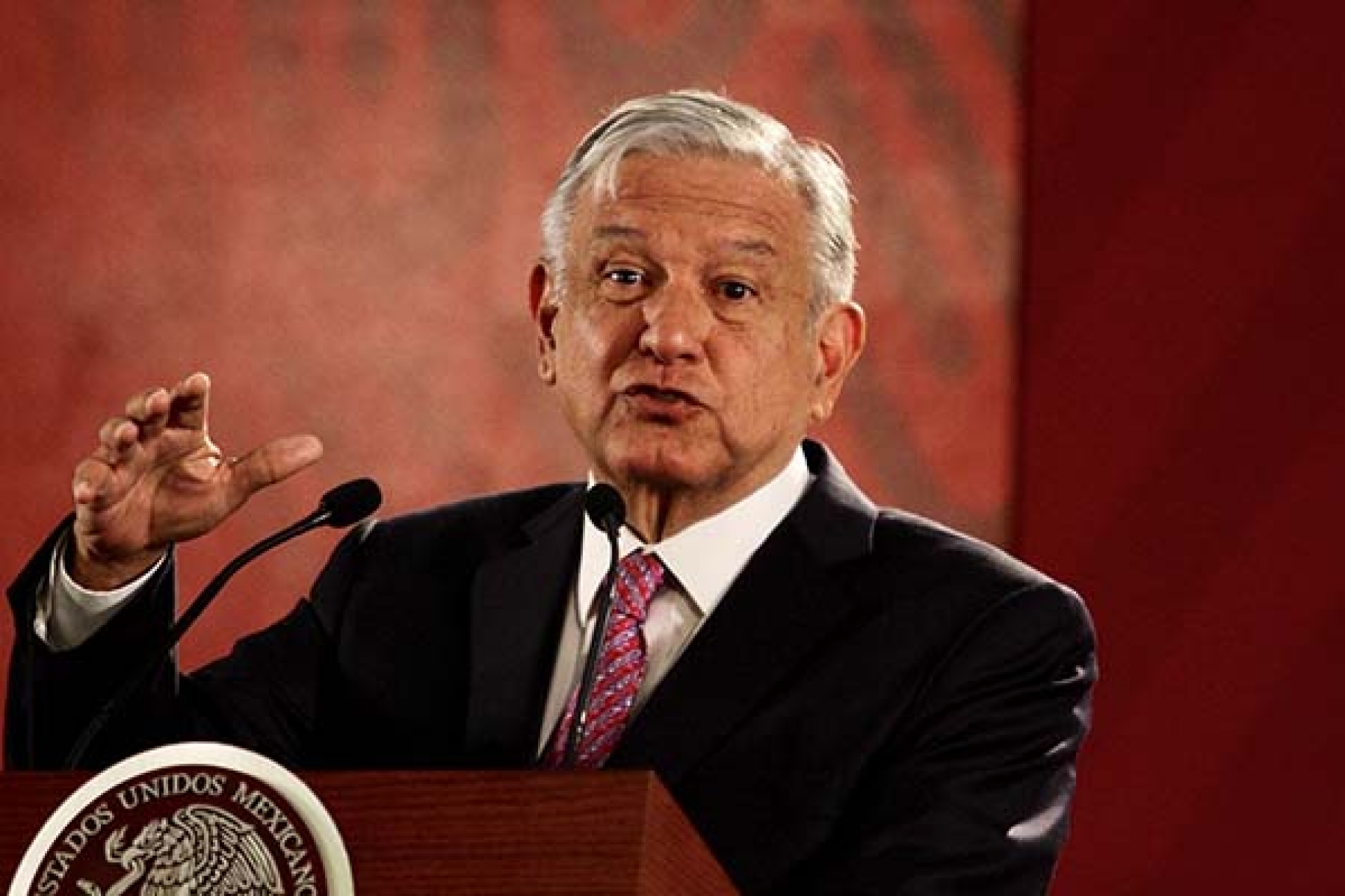 Déficit en el ISSSTE fue heredado de las pasadas administraciones: AMLO
