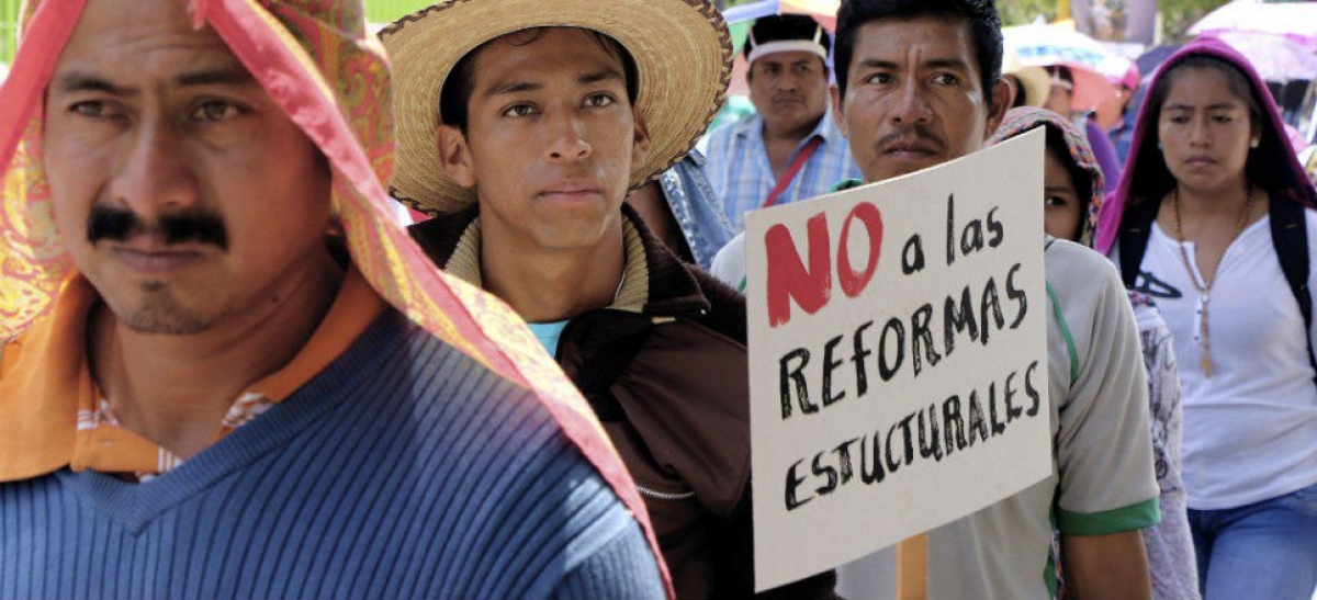 CNTE intensifica protestas y bloqueos en 6 estados del país