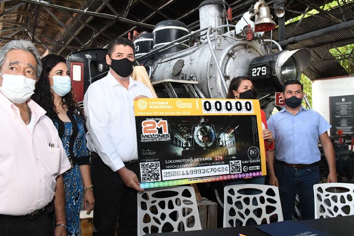 Develan billete de la Lotería Nacional con imagen de la locomotora 279