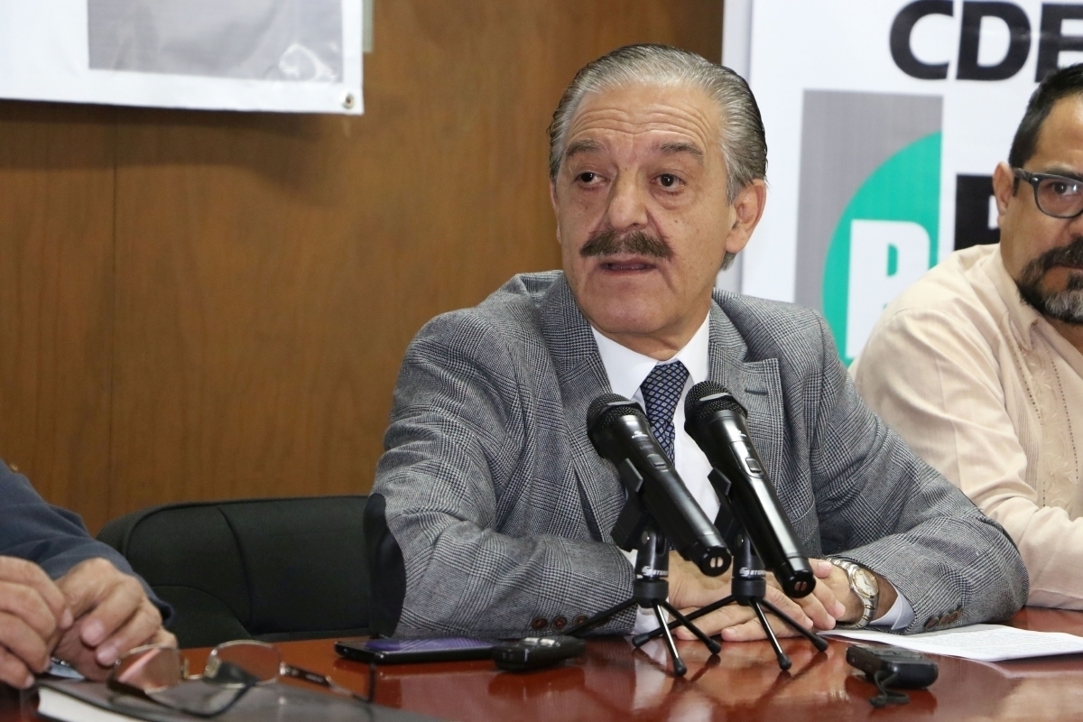 Lucha por el control en el PRI