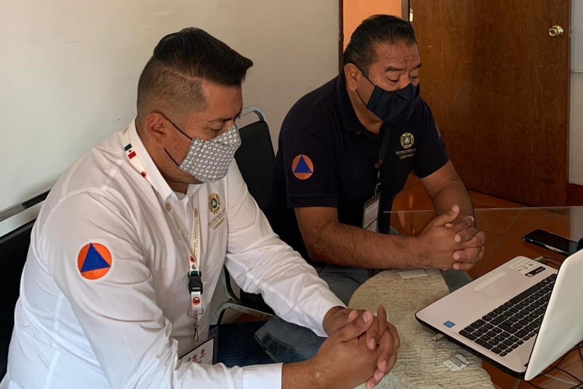 Capacitan en Protección Civil a prestadores de servicios en Cuernavaca