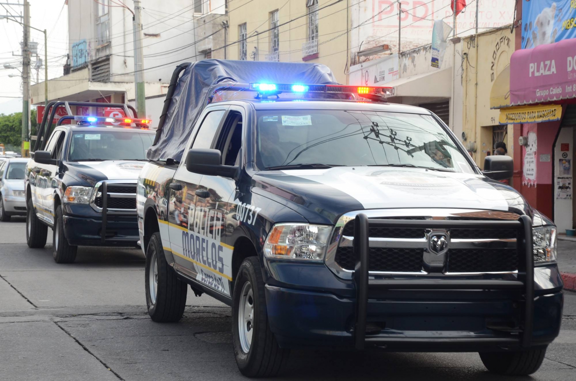 Le robaron una camioneta afuera de su casa