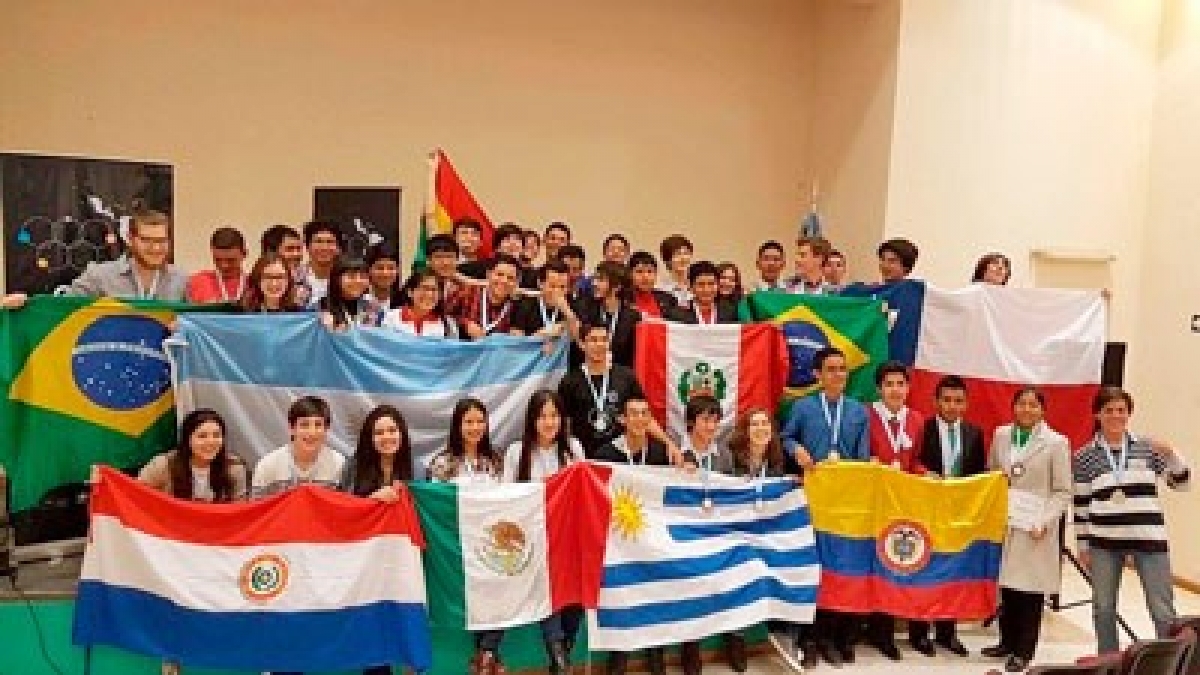 Gana delegación mexicana tres medallas en Olimpiada de Astronomía