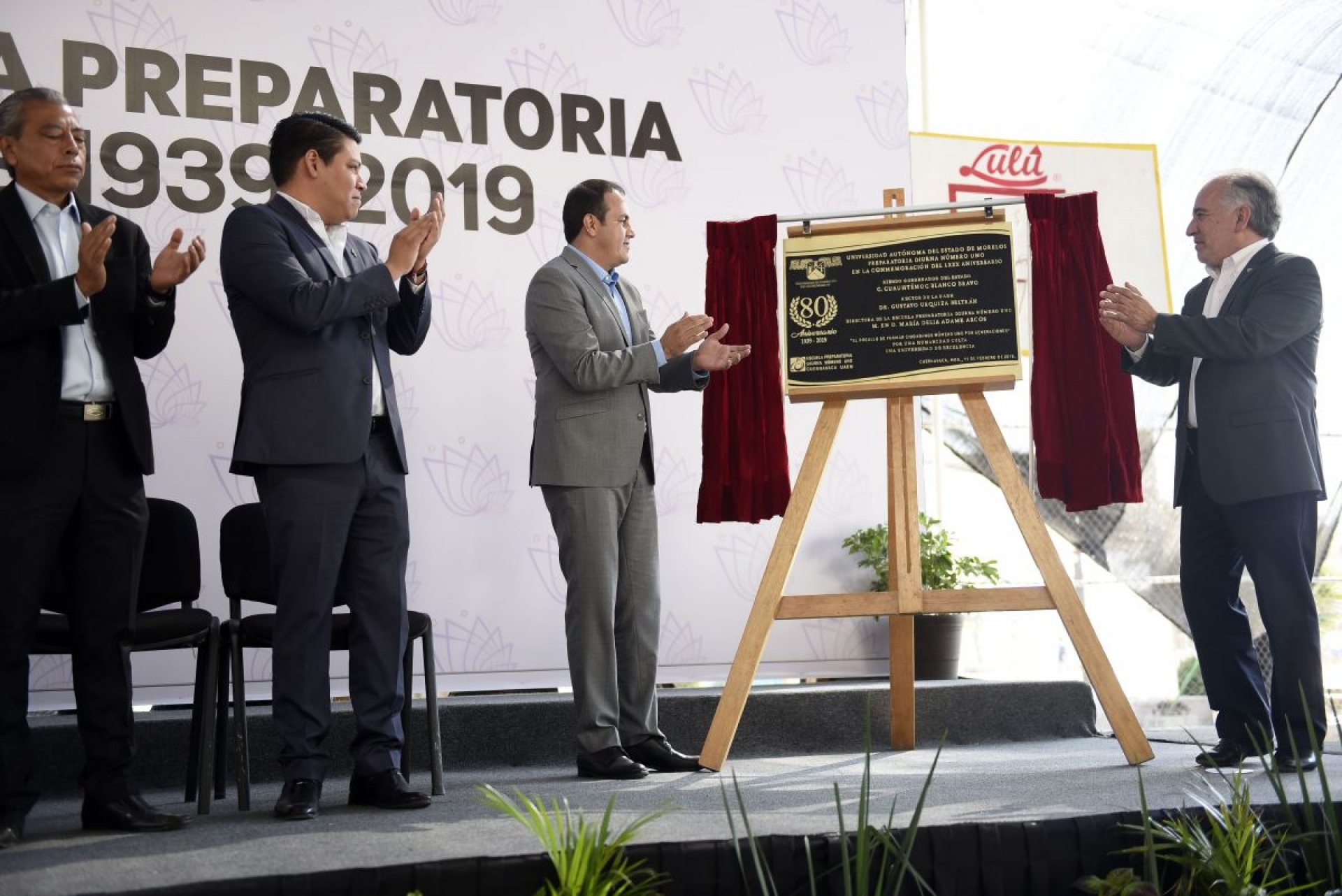 Académicos de la UAEM renuncian a aumento salarial
