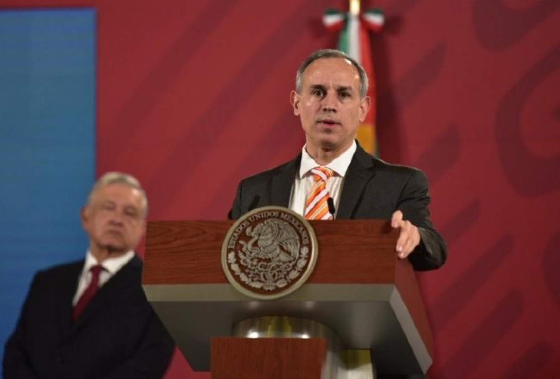 Vacuna contra influenza no produce la enfermedad: López-Gatell