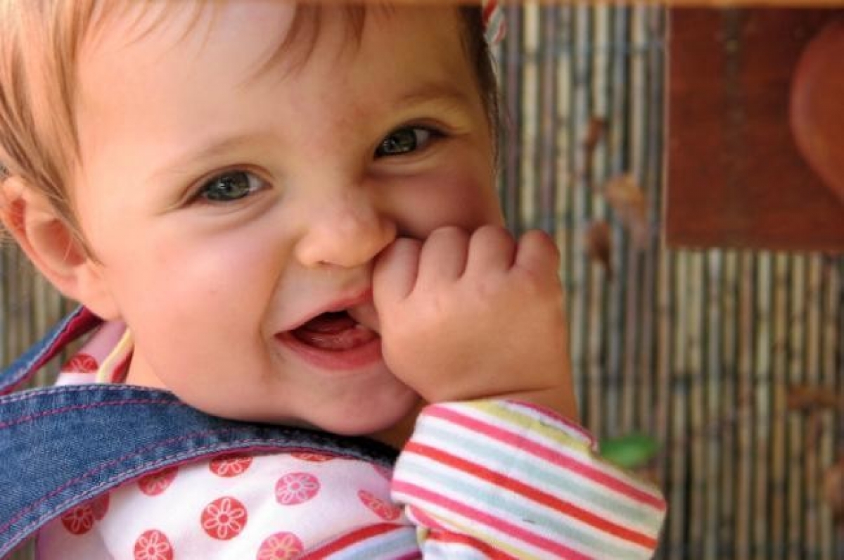 Dientes del bebé, ¿a qué edad salen?