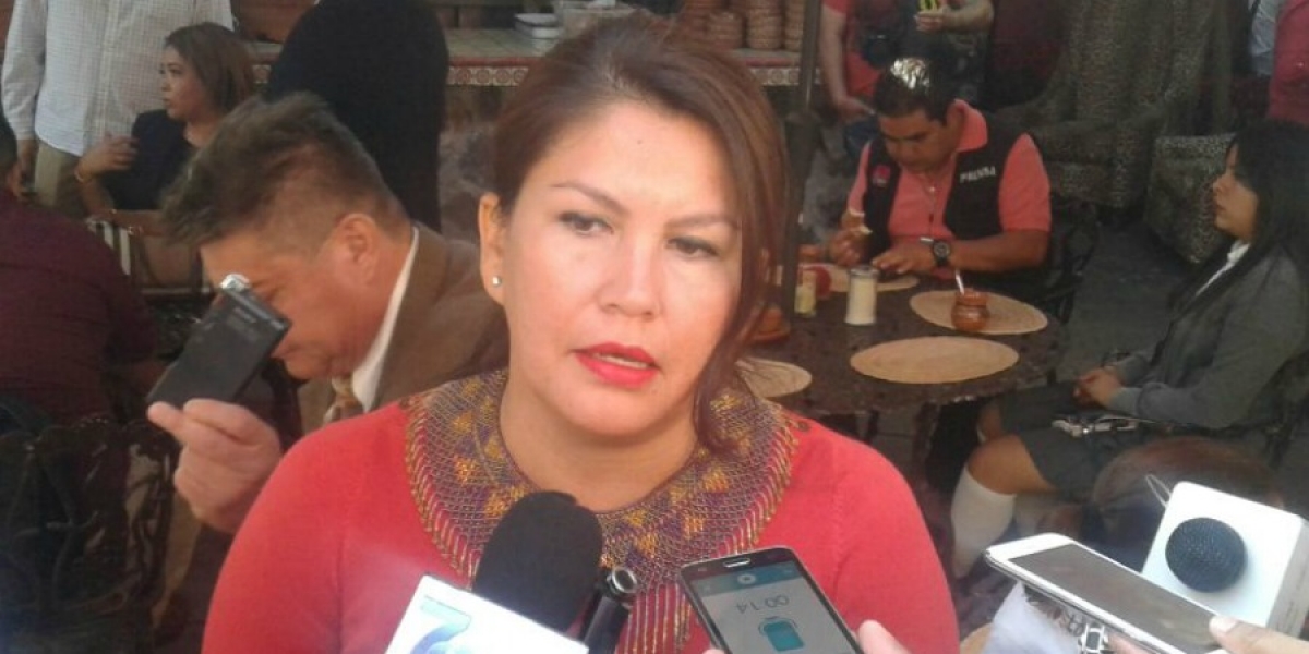 Función de ayudantes municipales es una extensión del propio Ayuntamiento: Figueroa Peralta