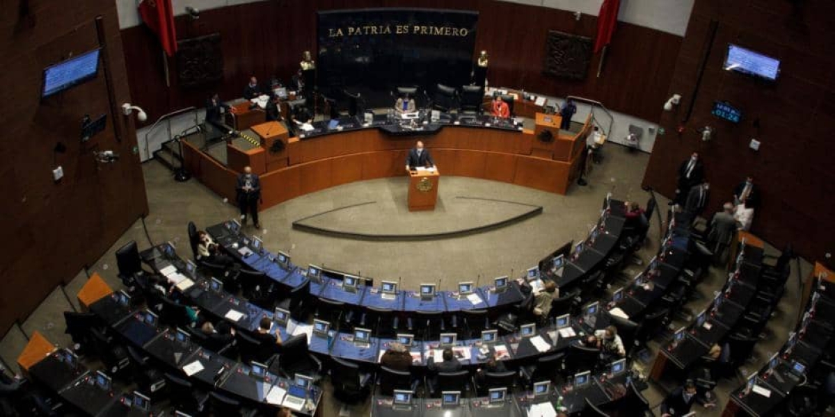 Senado refuerza medidas sanitarias ante variante Ómicron