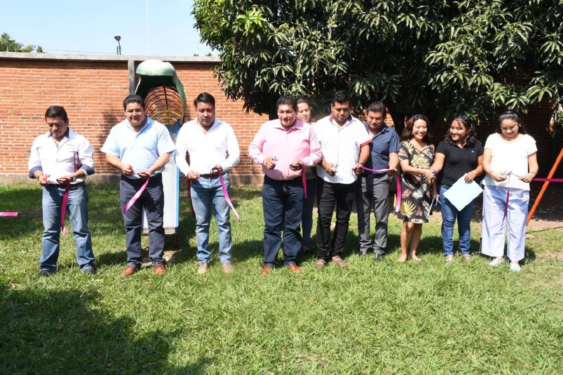 Inauguran barda perimetral en jardín de niños de Cuautla