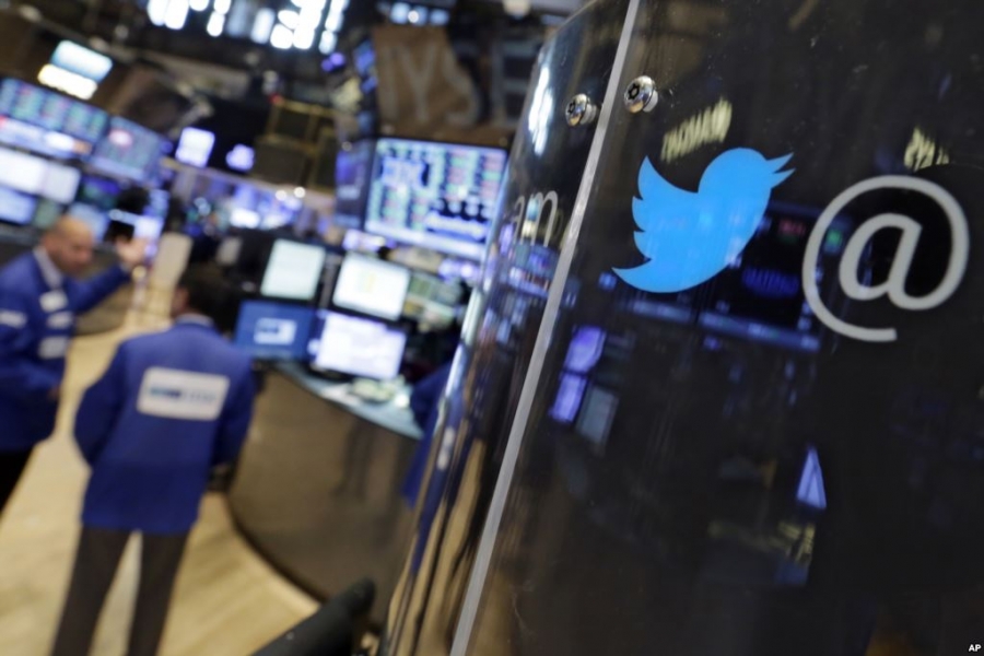 Twitter anuncia la salida de cuatro ejecutivos