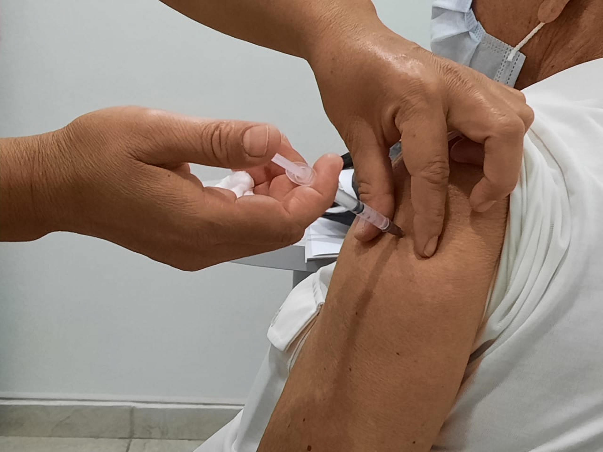 IMSS Morelos continúa vacunación contra influenza
