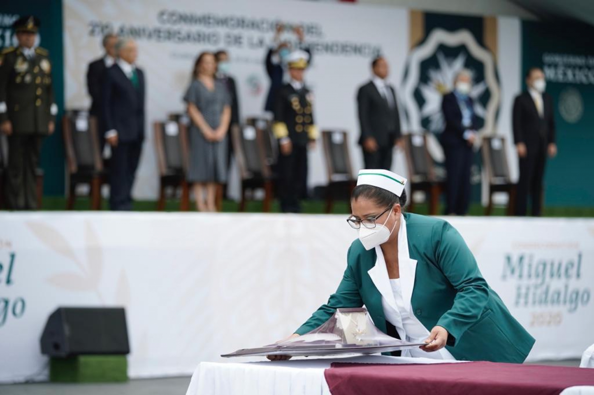22 trabajadores de la salud del IMSS recibieron 'Condecoración Miguel Hidalgo'
