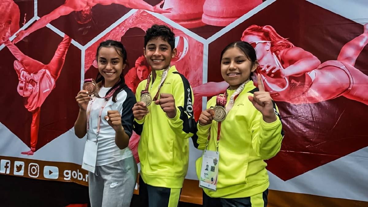 Karate abre su participación con tres medallas