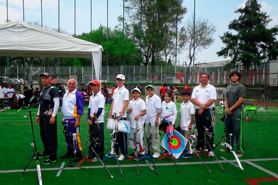 Destaca Morelos en Campeonato Metropolitano 2014 de tiro con arco