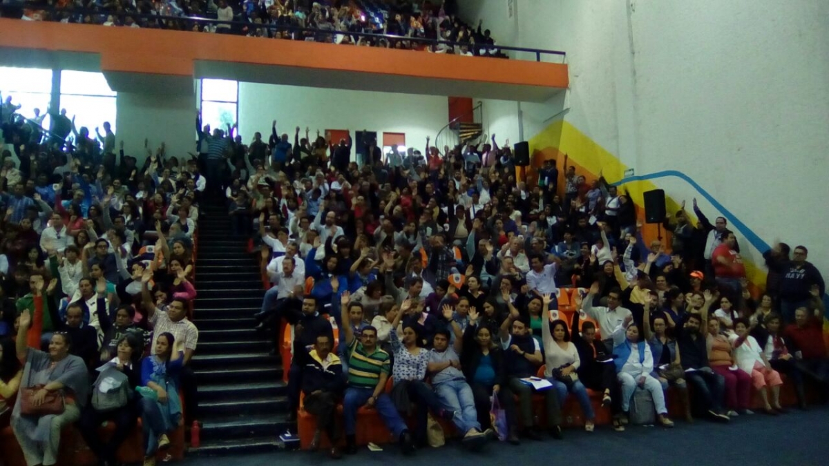 Académicos de la UAEM en sesión permanente