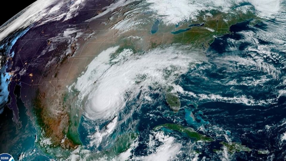 Ciclón Tropical "Bonnie" se enfila hacia el Golfo de México y podría convertirse en tormenta