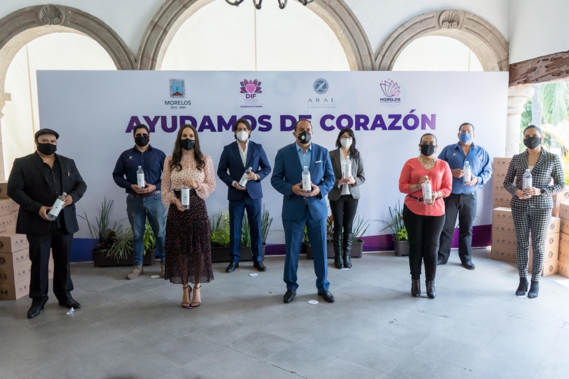 Recibe DIF Morelos donativo de gel antibacterial por parte de la empresa Aral