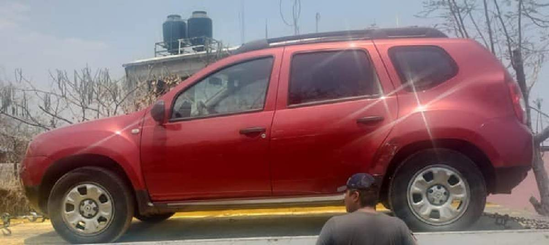 Encuentran una moto y una camioneta robadas