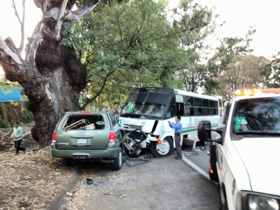 Fallece mujer durante choque en Cuernavaca