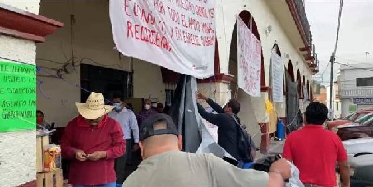 Recuperan el palacio municipal de Tepalcingo