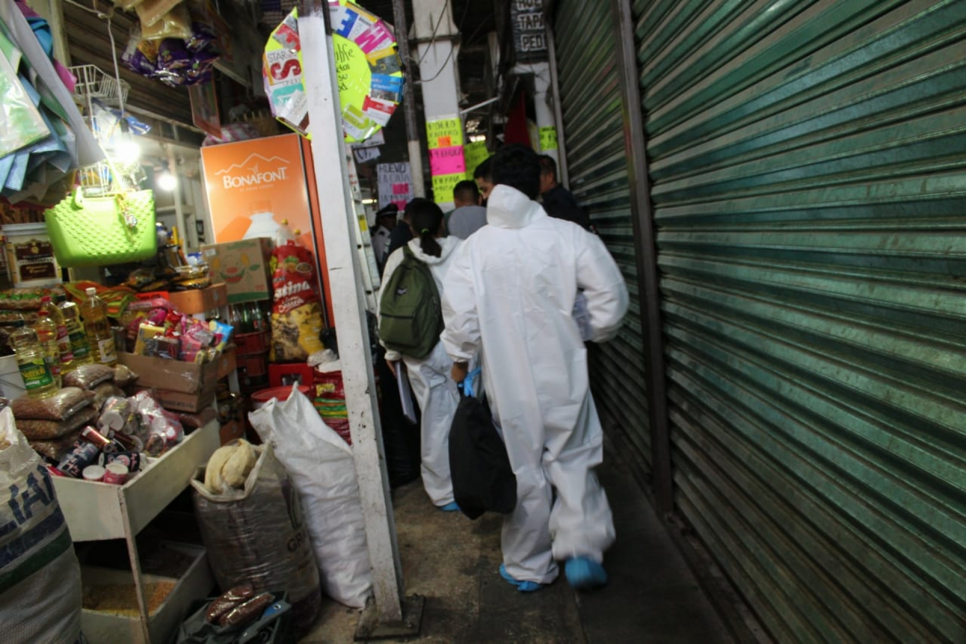 Asesinan a un repartidor de pollos en el mercado ALM