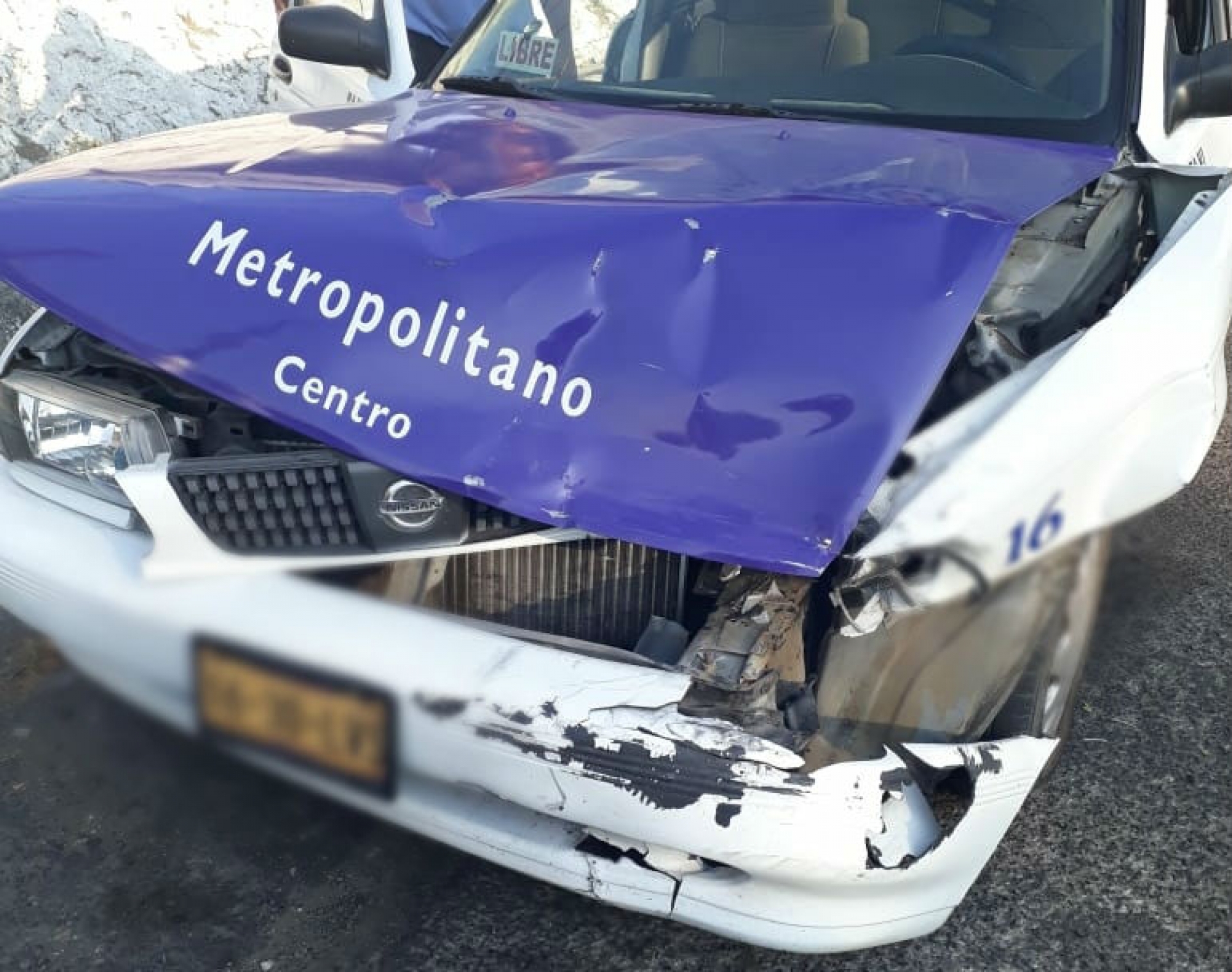 Atiende PF accidente entre tres vehículos, en la carretera México-Cuernavaca