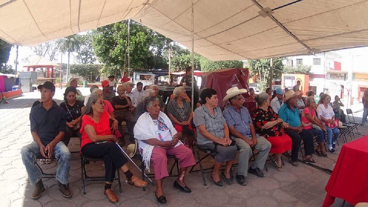 Familiares de migrantes reciben visas tras gestión del Ayuntamiento de Jantetelco