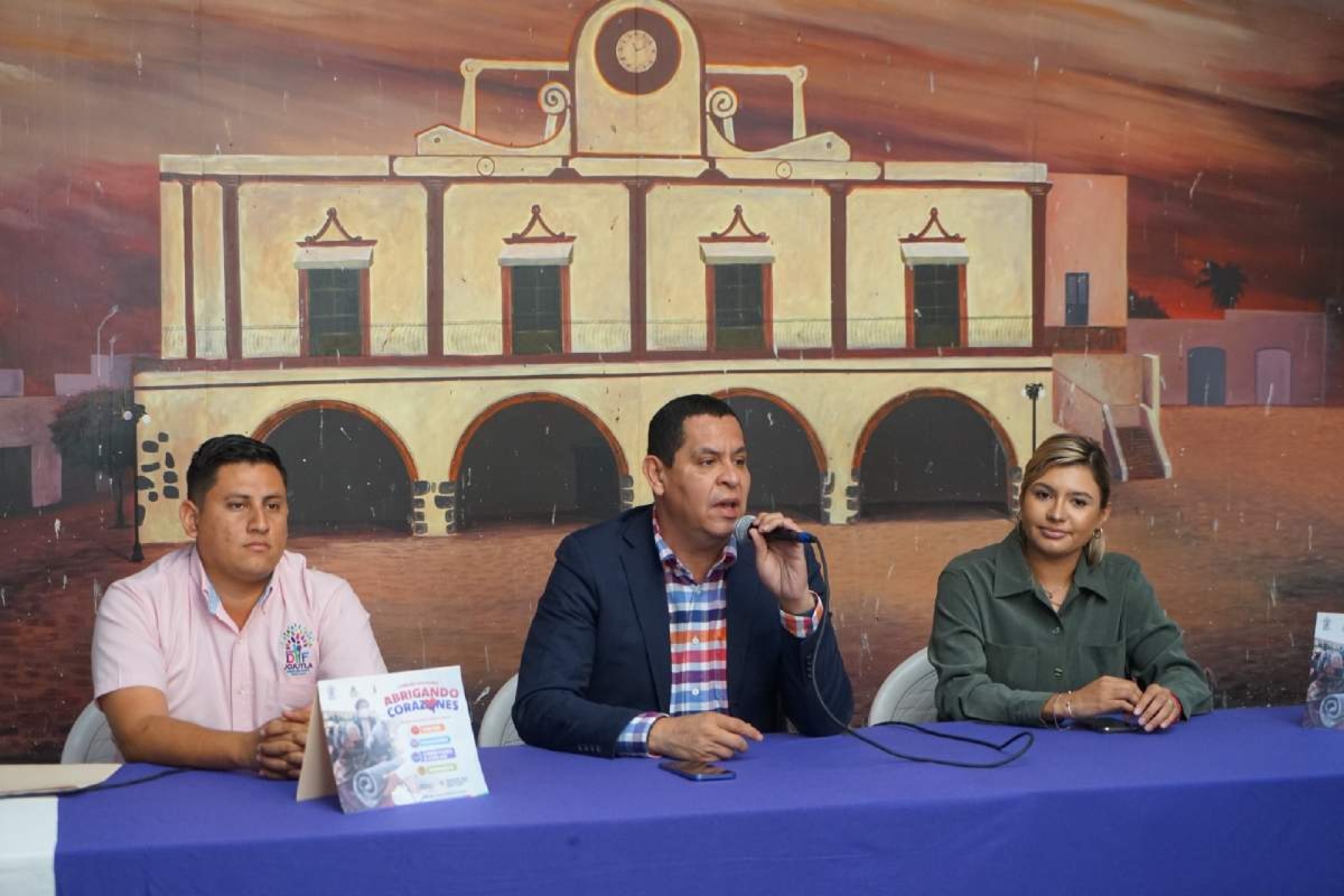 Anuncian campaña de donación de abrigos en Jojutla
