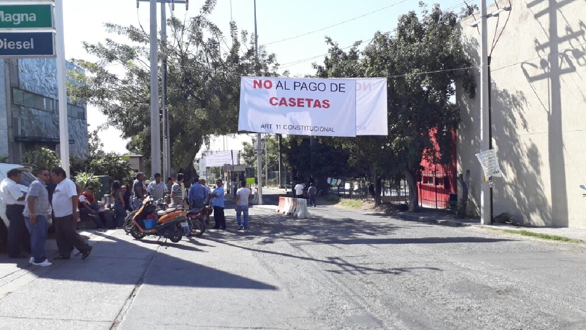 Se retiran manifestantes de la caseta de cobro de Xochitepec