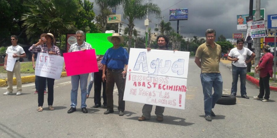 Protestan vecinos por falta de agua potable, al norte de Cuernavaca y en Palmira