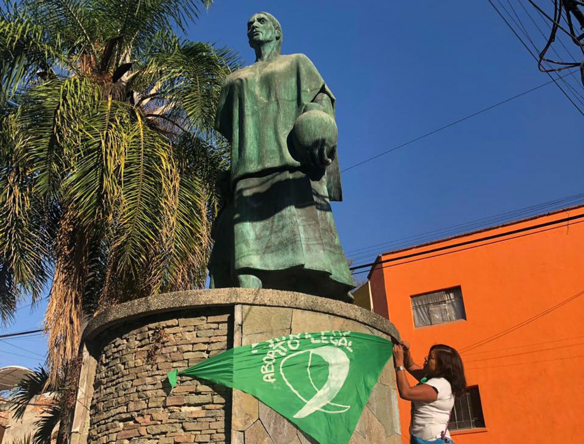 Demandan despenalización del aborto