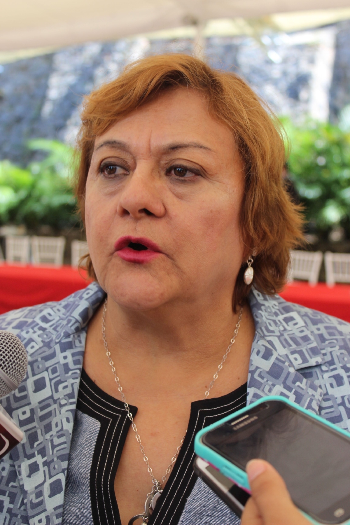 Critican falta de médicos especialistas en sector salud