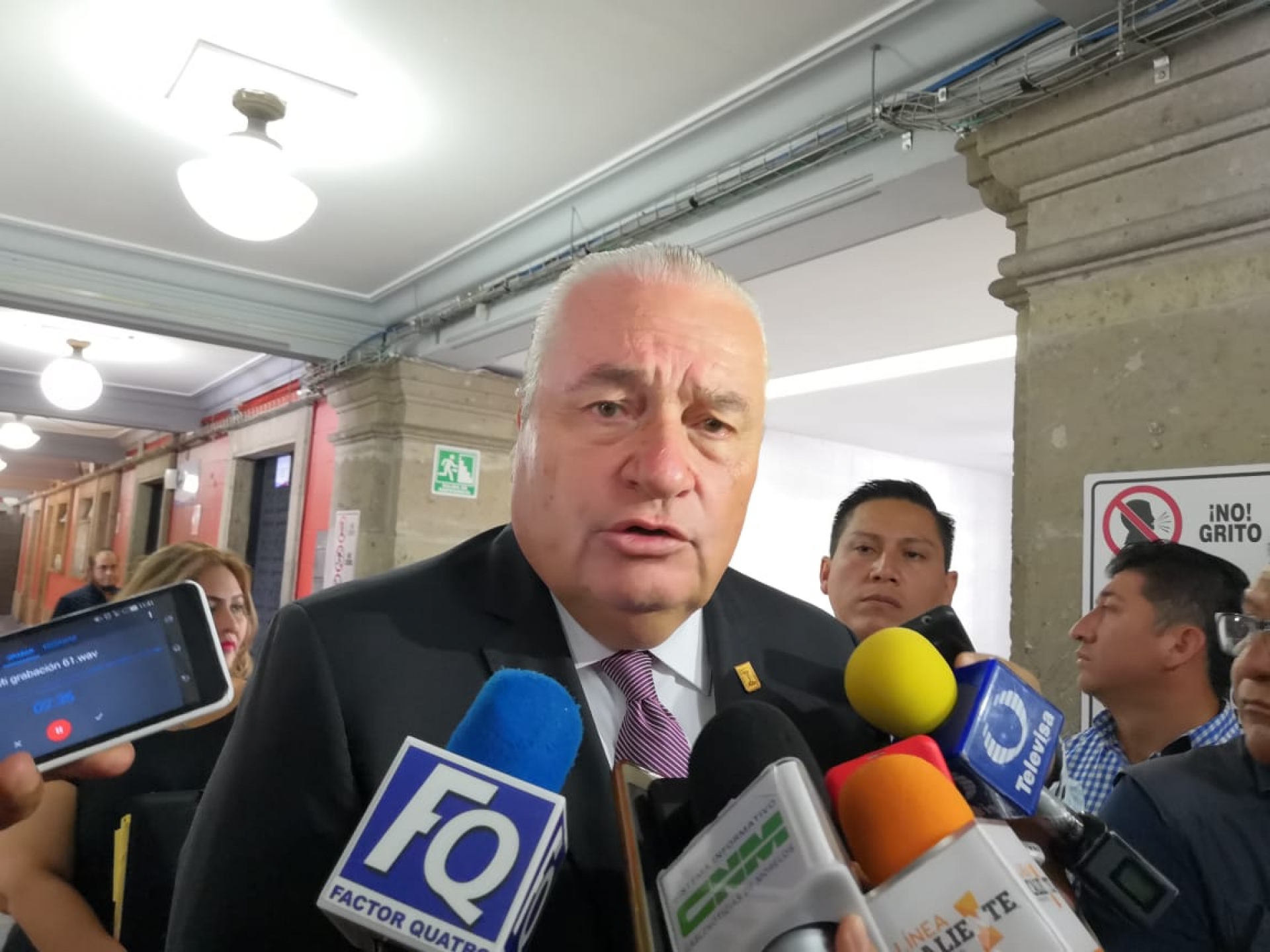 El lunes se reunirán equipos jurídicos de los poderes Ejecutivo y Legislativo