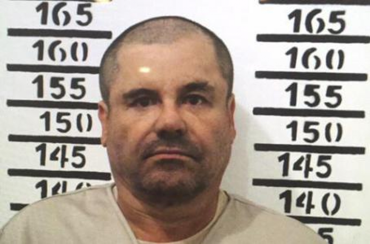 Dictan formal prisión a ex director del Altiplano y 10 más por fuga del 'Chapo'